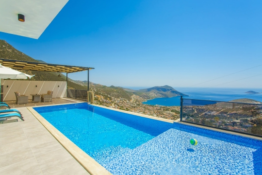 Villa Manzara View