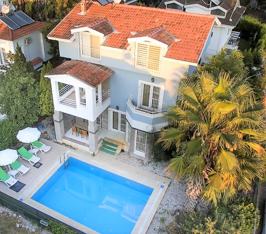Villa Blue Diamond