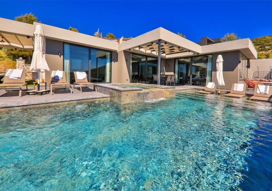 Villa Silver House