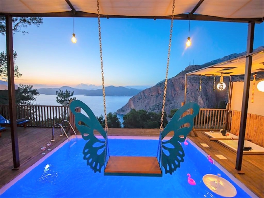 Villa View Mecnun
